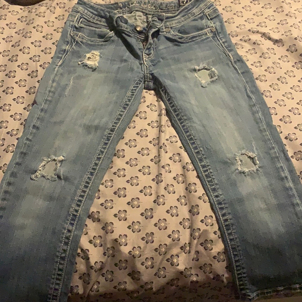 LA Idol Capri